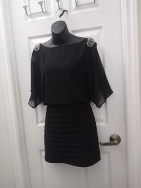 👠LAURA PETITES Cocktail Dress👠